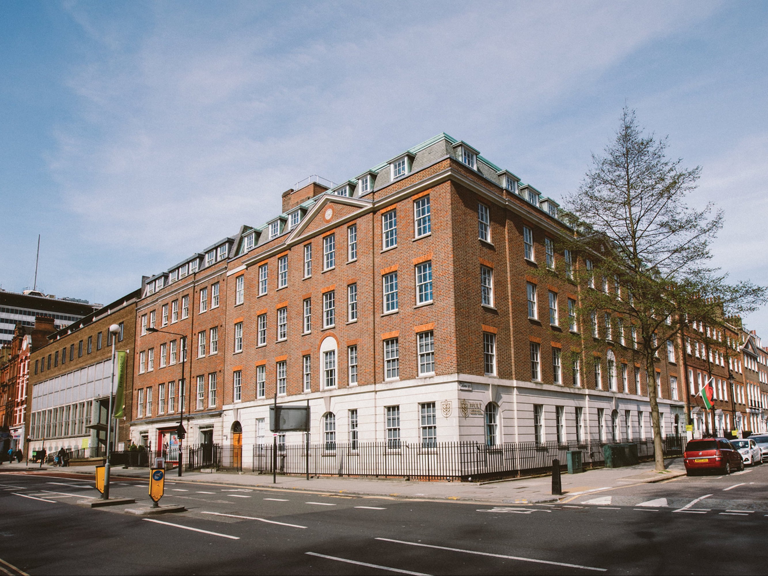 Hult International Business School - Sve što treba da znate o studijama, školarinama i upisu